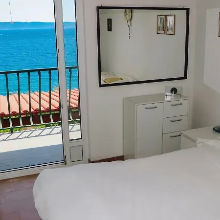 Beachfront Only 5 Meters From The Sea